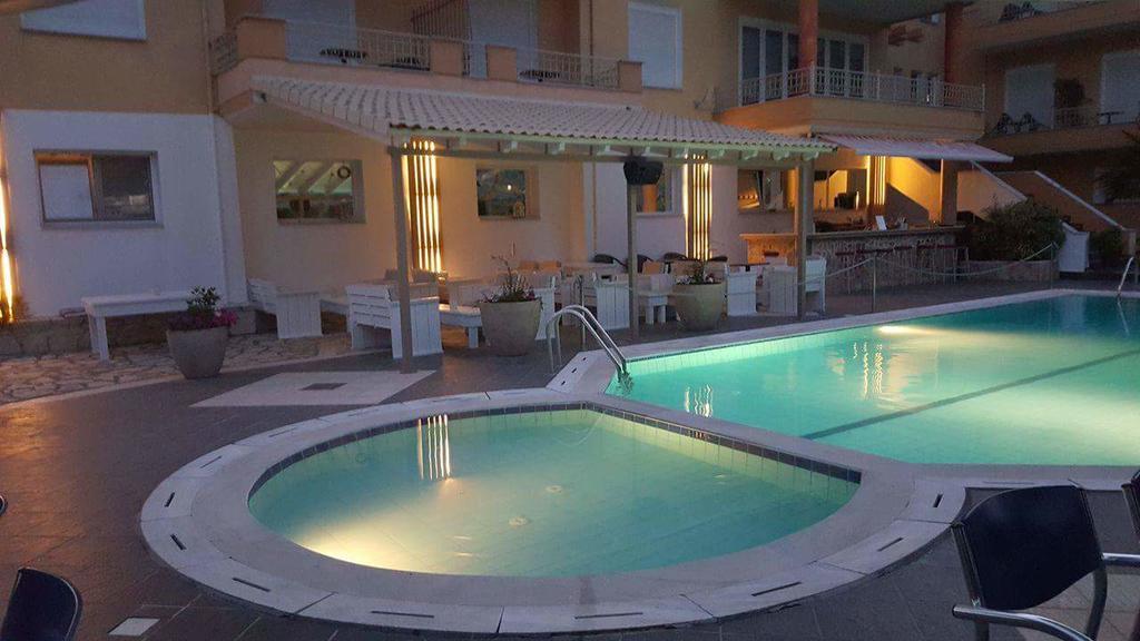 Iliana Apartament *